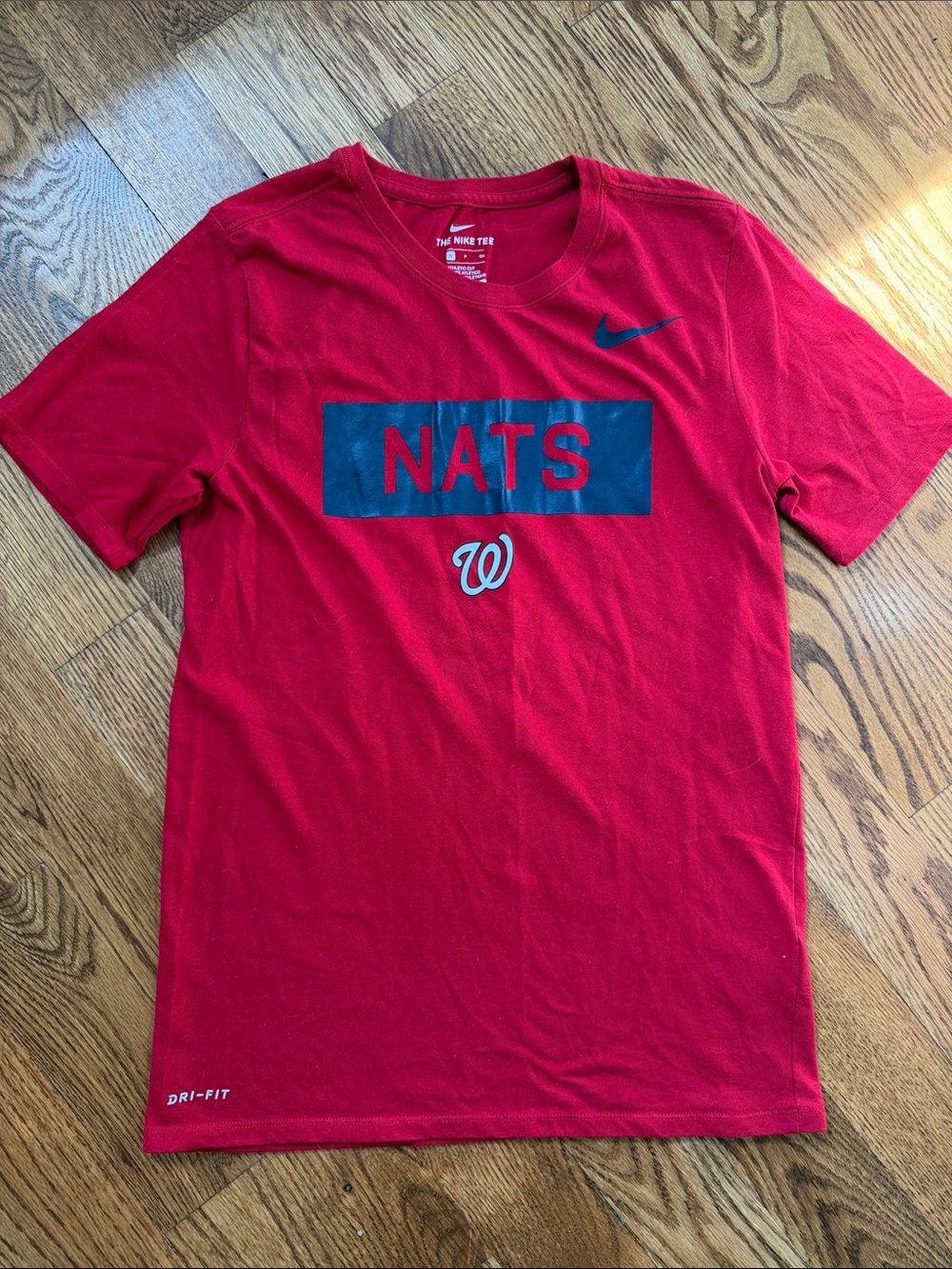 Washington Nationals Nike Dri-Fit Shirt. Size Small. Like New Condition.